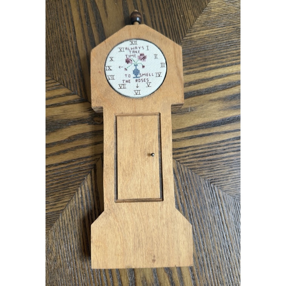 Vintage Cross Stitch Grandfather Clock Wall Plaque Roses Primitive Folk Art - Picture 2 of 4